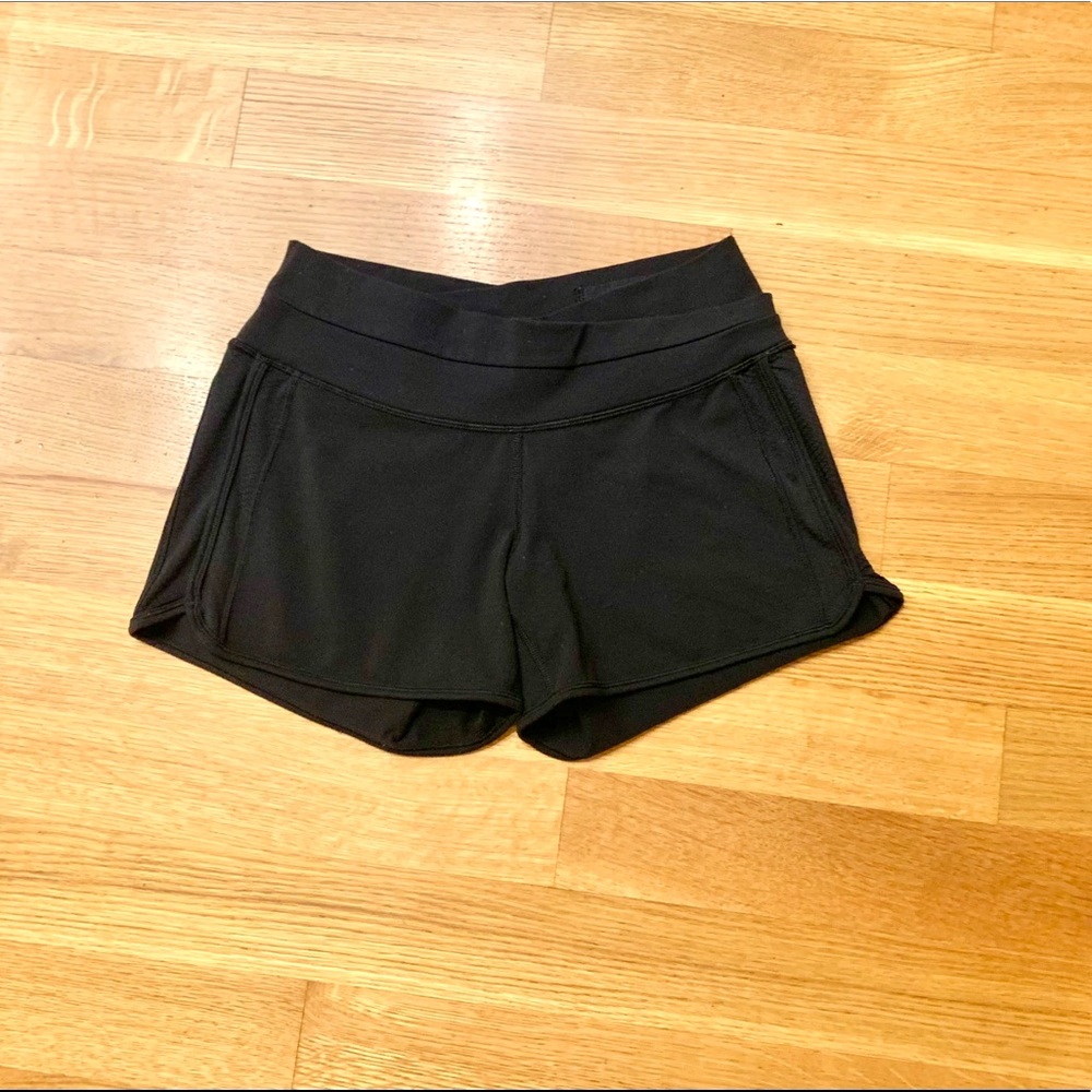 Black Lululemon athletic shorts.